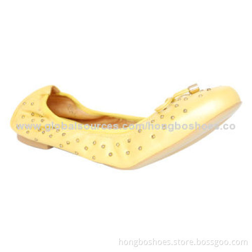 Women's Flat Casual Shoe, Low-heel, Round Toe, Studs on Upper, Rubber Outsole